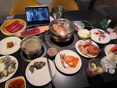 -钱小奴海鲜自助黑金店(杭州滨江龙湖店)