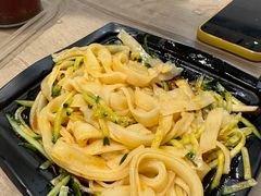 -魏家凉皮(郑州东站店)