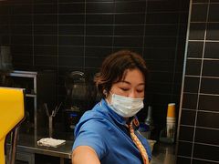 -麦当劳(中山公园龙之梦店)