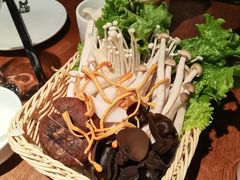 -黑鸡小馆(金源店)