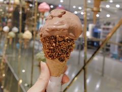 榛子巧克力冰激凌-VENCHI 闻绮(北京国贸商城店)