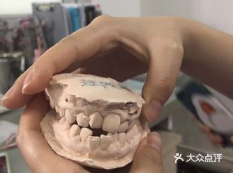 汪小姐姐 一年前找到我们说她在一次出门旅游后看自己游