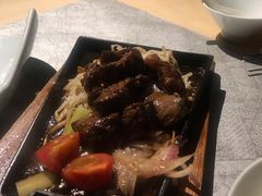 铁锄牛排-穹六人间 people 6(岳阳路店)