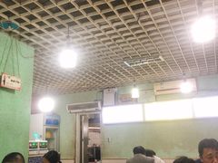 大堂-忆螺巷螺蛳粉(步行街小巷店)