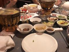 -半岛翡丽海鲜自助餐厅(观风亭店)