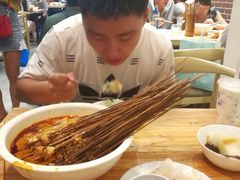 -嘉州叶婆婆钵钵鸡(建设路店)