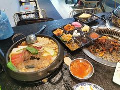 -烤路里·韩国品质自助烤肉(石路天虹4号店)