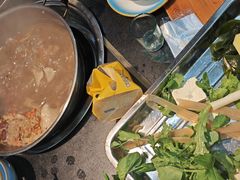 -金鼎雪山牦牛杂火锅(理县总店)