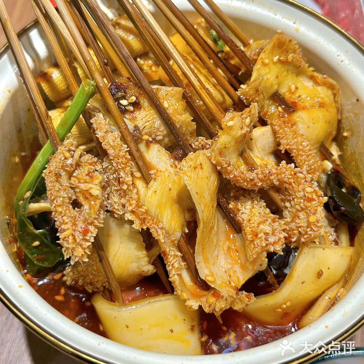 🥩好羊肉清水煮,美味尽在 313 羊庄!✨