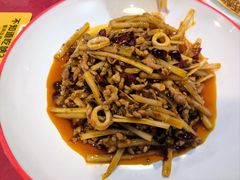 -冯烫烫跷脚牛肉·川菜小馆(武胜西街店)