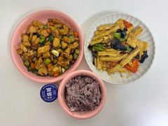 -鲸励母婴月嫂(望京店)