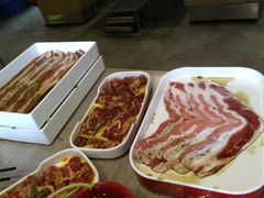 -金三顺韩式炭火烤肉店(中华路店)