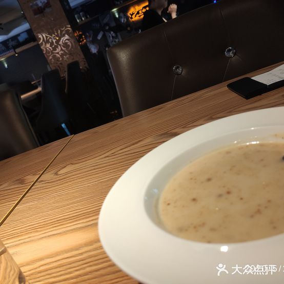 1982音乐餐吧·西餐牛排·美食冬阴功(丹灶店)