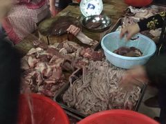 -标记美食新鲜猪杂(兴南大道店)