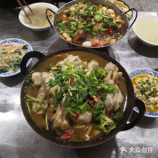 腾粥夜辣汤烧烤(安居店)