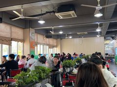 大堂-皖北巫氏三胖地锅鸡(长淮总店)