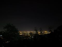 -鬼笑石后山停车场