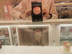 -好利来(上海长宁龙之梦店)
