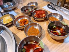 餐前小菜-姜虎东白丁烤肉(虹桥天地店)