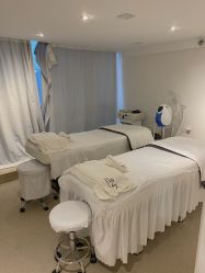 -JNK皮肤管理中心