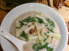 荔浦芋头焖小白菜-桂小厨广西菜(印象城店)