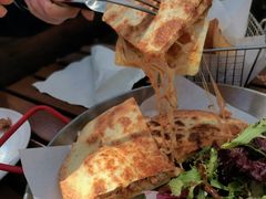 墨西哥鸡肉芝士饼-榖屋house of flour(张江首店)