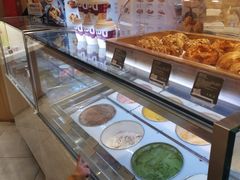 面包甜点陈列柜-哈根达斯(城西银泰店)