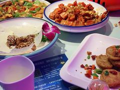 -巴特餐饮6加1音乐餐吧·新疆菜