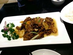 爆炒腰花-闫府私房菜·百年鲁菜(恒隆店)