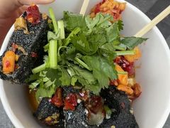 -黑色经典臭豆腐·湖南特产(步行街店)