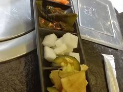 凉菜-烤路里·韩国品质自助烤肉(石路天虹4号店)