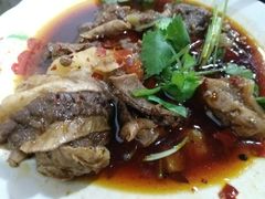 红烧牛肉-梯坎豆花