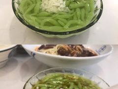 川东凉虾-李与白包子铺(桐梓林店)