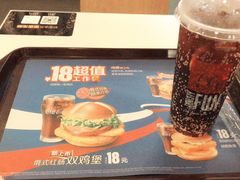 -麦当劳(沙井京基百纳广场店)
