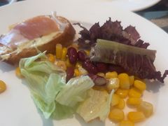 -东方红海鲜百汇(国际大厦店)