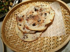 缙云烧饼-梁家大院•农家菜(昆山会展中心店)