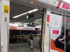 -建设三路(地铁站)