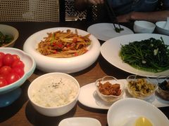 -西郊八号·山野江西菜(开发区店)