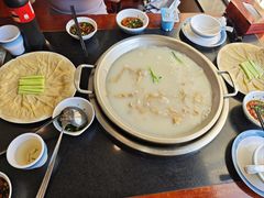 -老来福·非遗酸汤兔(凯旋路店)