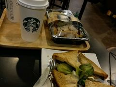 -星巴克臻选(中山石岐大信新都汇店)