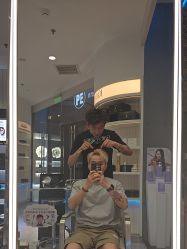 -PE SALON