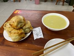 -宝瑞门钉肉饼店