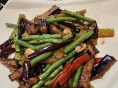 紫苏炒三宝-味食家市师鸡(三元里店)