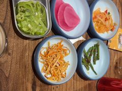 -明洞阿姨·韩式酱蟹烤肉·创意料理(三元桥店)