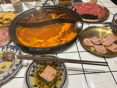 -旧街市鲜货老火锅(大光路店)