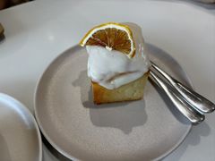 -Chom Cafe and Restaurant