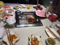 -海底捞火锅鲜切牛肉主题店(长寿路店)