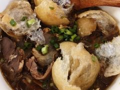 牛肉酸辣汤-贡梅老面馆·蟹粉面·无锡特色小吃(南长街主推店)