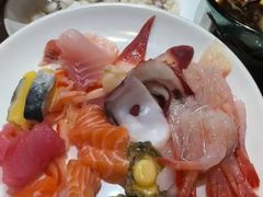 -荣誉国际酒店-云顶旋转餐厅