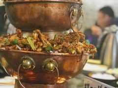 -巴四老城区炭火蛙锅(张江店)